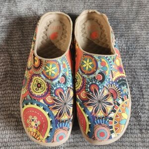 UIN Women's Blossom Malaga Women  Multi Sz 7 Clog Slides Art Deco Cottage Core,